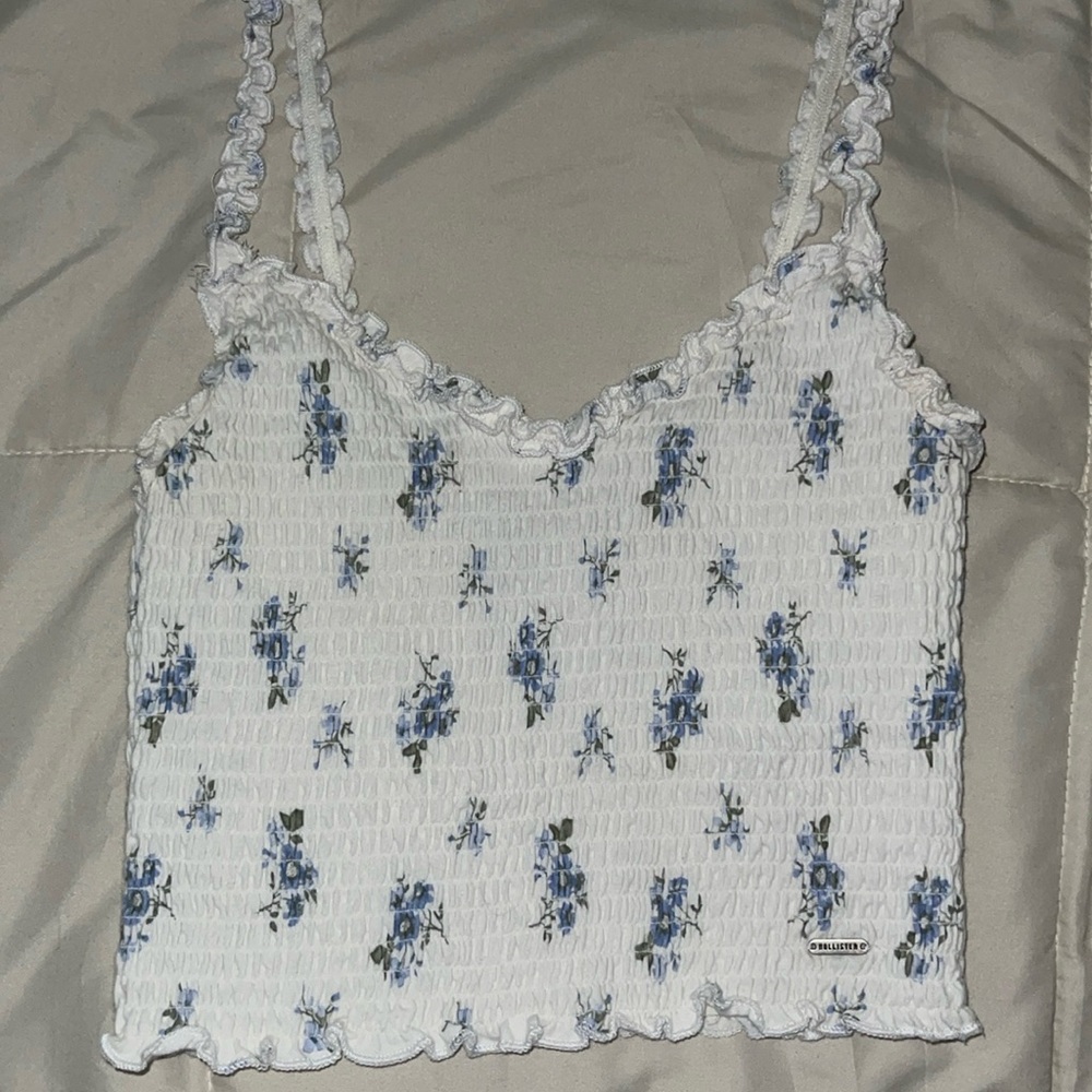 New condition. Hollister crop top. Stretchy and soft material
